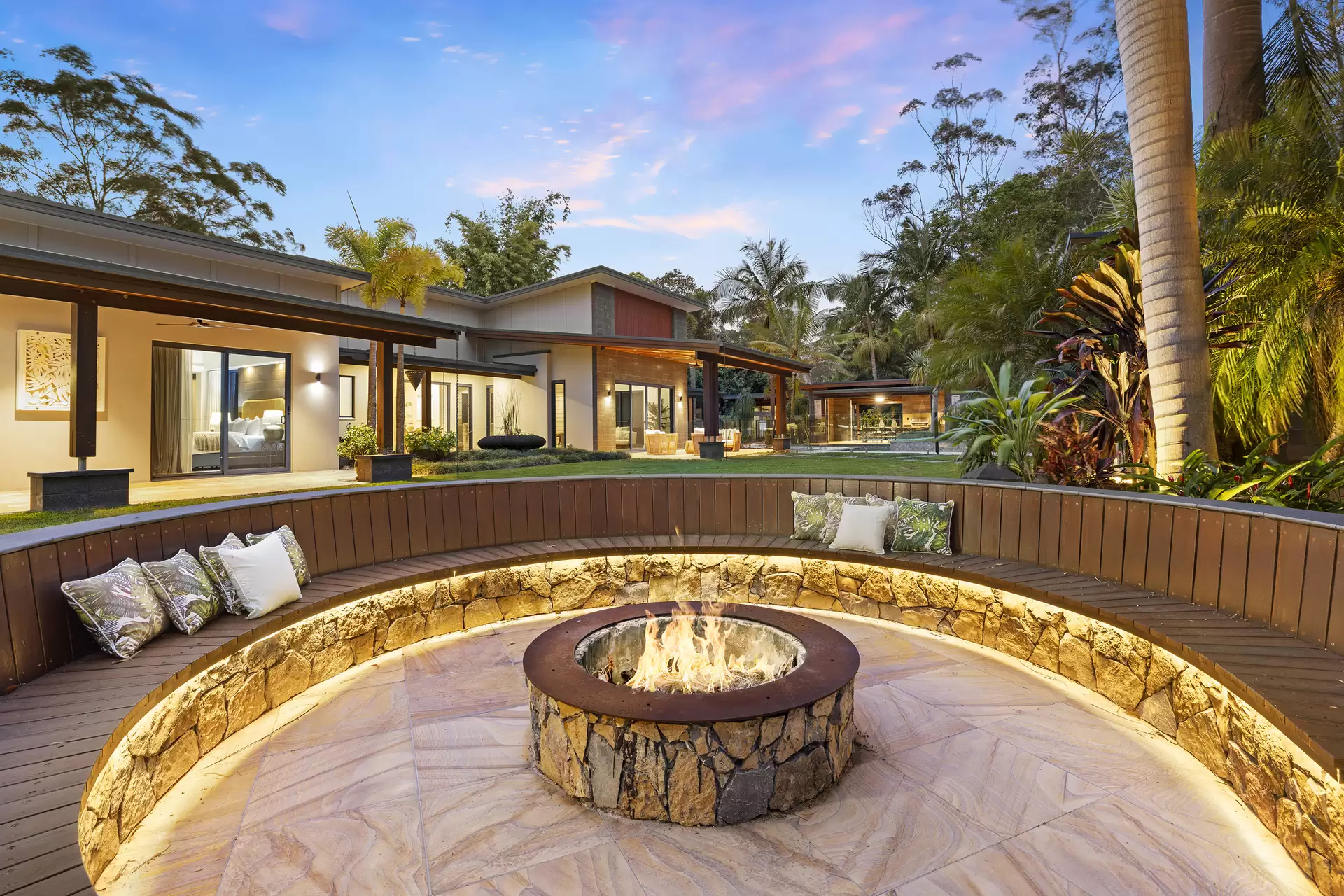 55 Rainforest Road, Tanawha Sold by Queensland Sotheby's International Realty - image 1