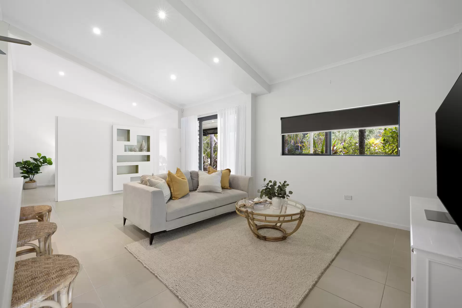 55 Rainforest Road, Tanawha Sold by Queensland Sotheby's International Realty - image 1