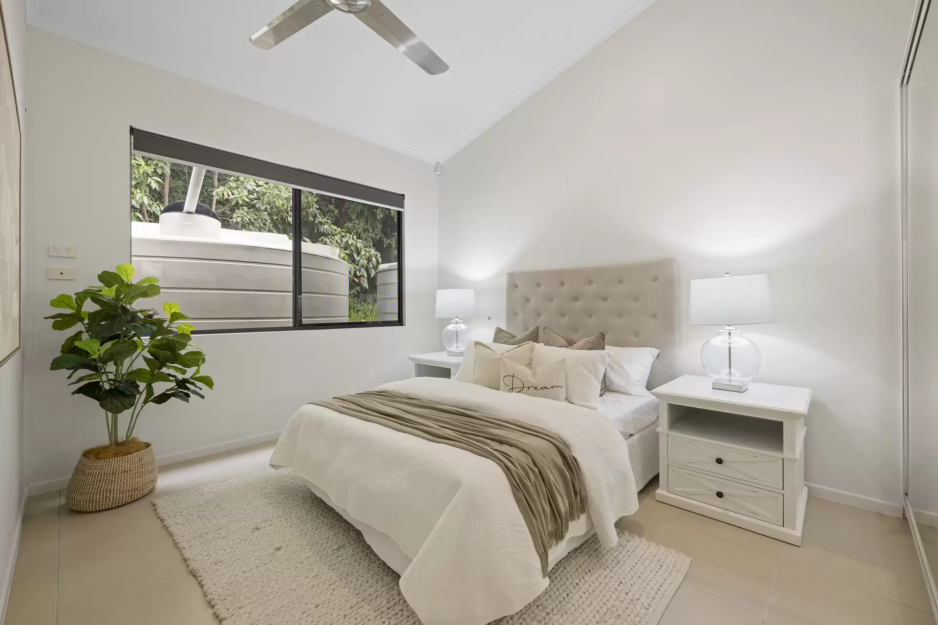 55 Rainforest Road, Tanawha Sold by Queensland Sotheby's International Realty - image 1