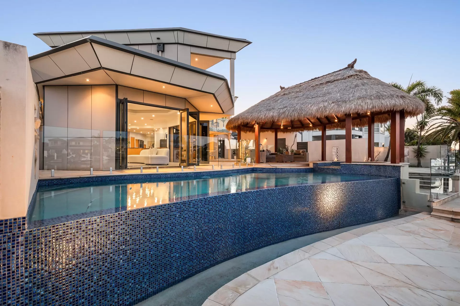 11 Caravel Court, Raby Bay Sold by  - image 1