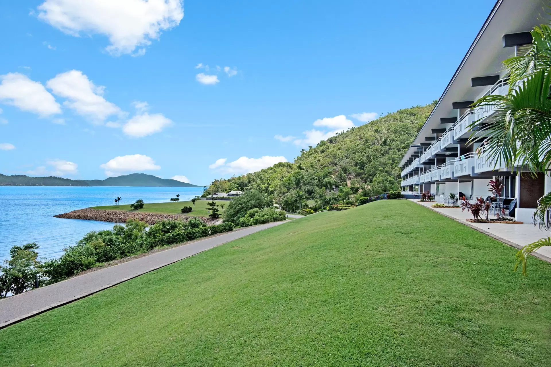 203/20 Resort Drive, Hamilton Island Sold by Queensland Sotheby's International Realty - image 1