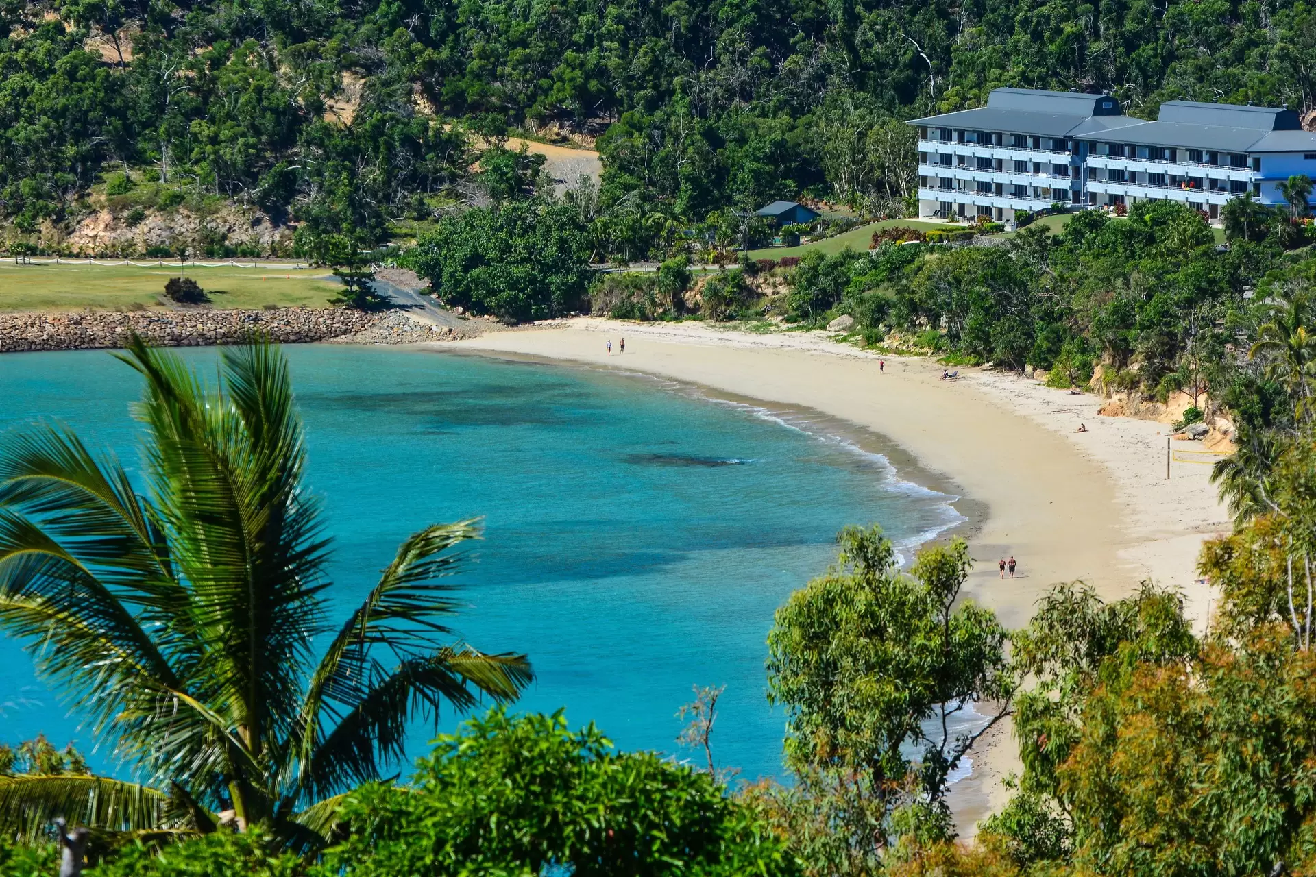 203/20 Resort Drive, Hamilton Island Sold by Queensland Sotheby's International Realty - image 1