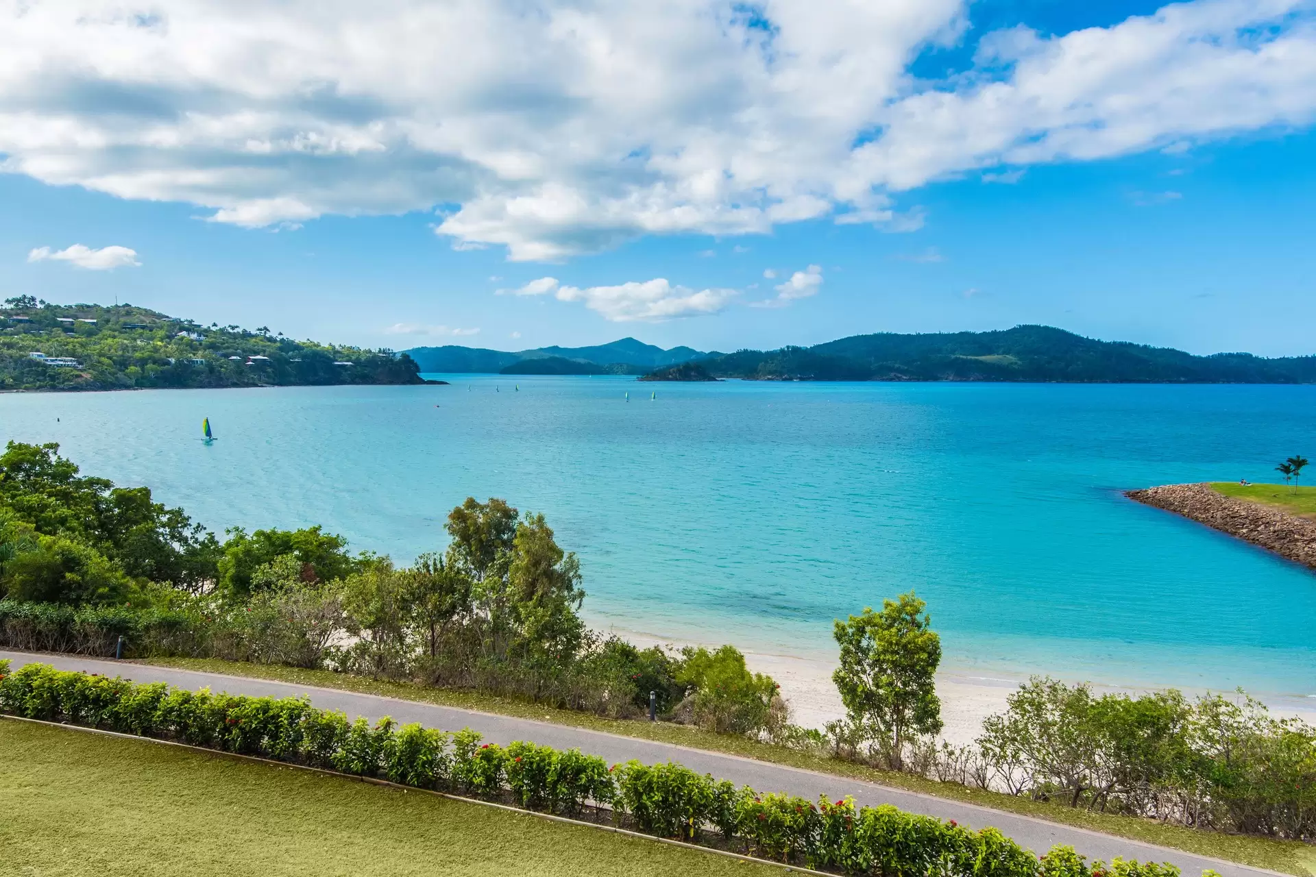 203/20 Resort Drive, Hamilton Island Sold by Queensland Sotheby's International Realty - image 1