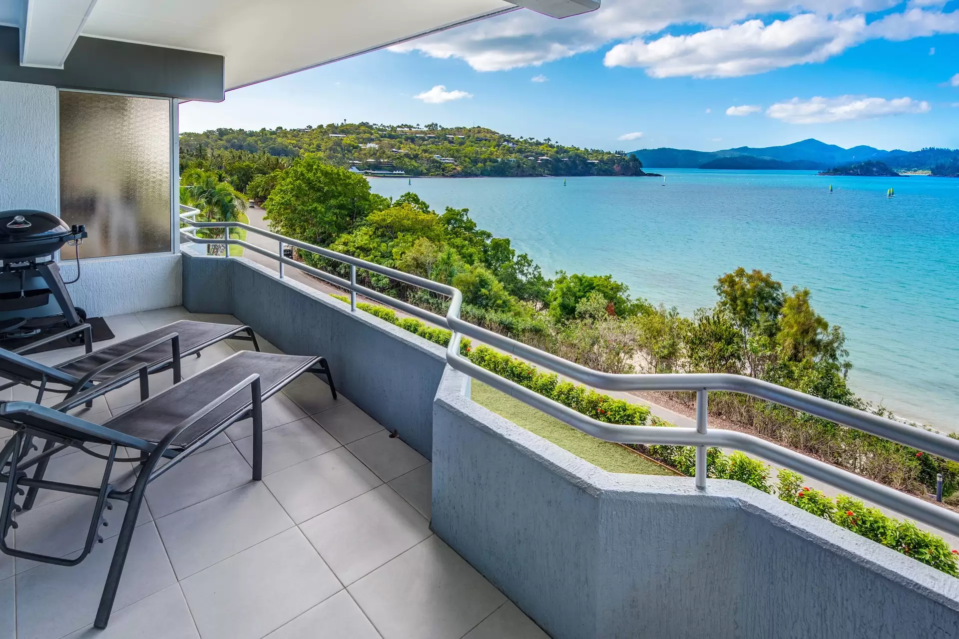 203/20 Resort Drive, Hamilton Island Sold by Queensland Sotheby's International Realty - image 1