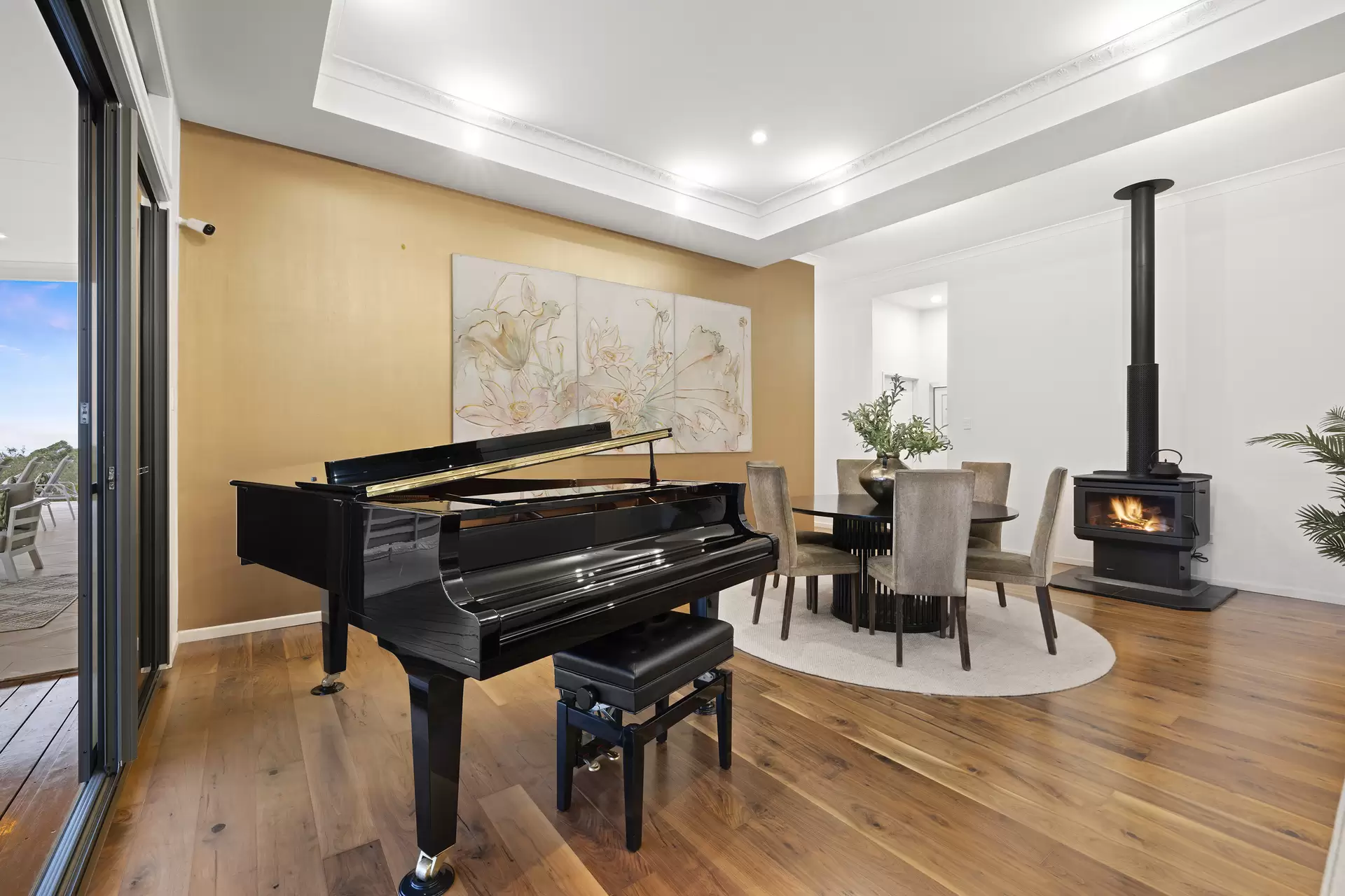 25-30 Spicer Crescent, Mount Mee Sold by Queensland Sotheby's International Realty - image 1
