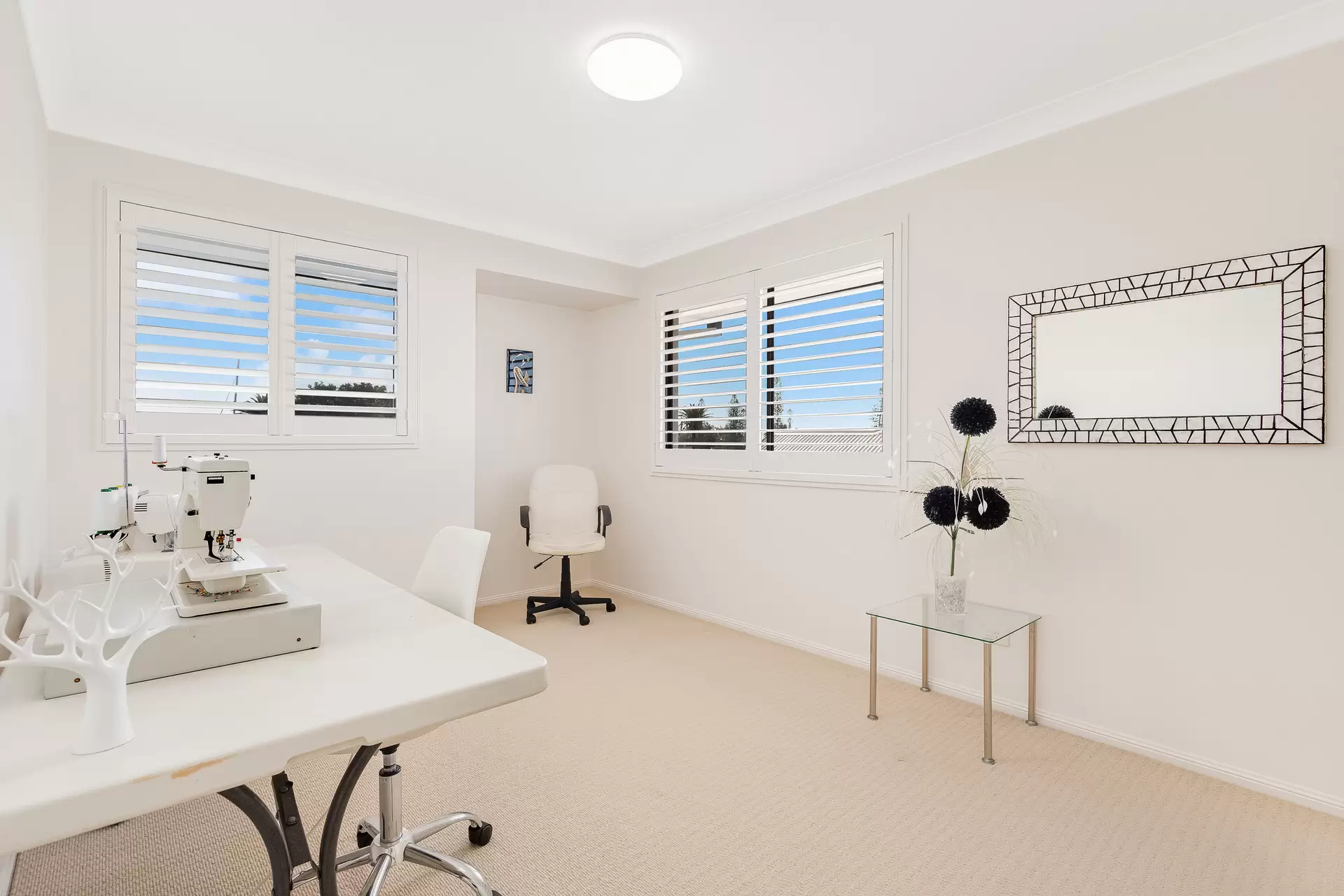 17 Raby Bay Boulevard, Raby Bay Sold by Queensland Sotheby's International Realty - image 1
