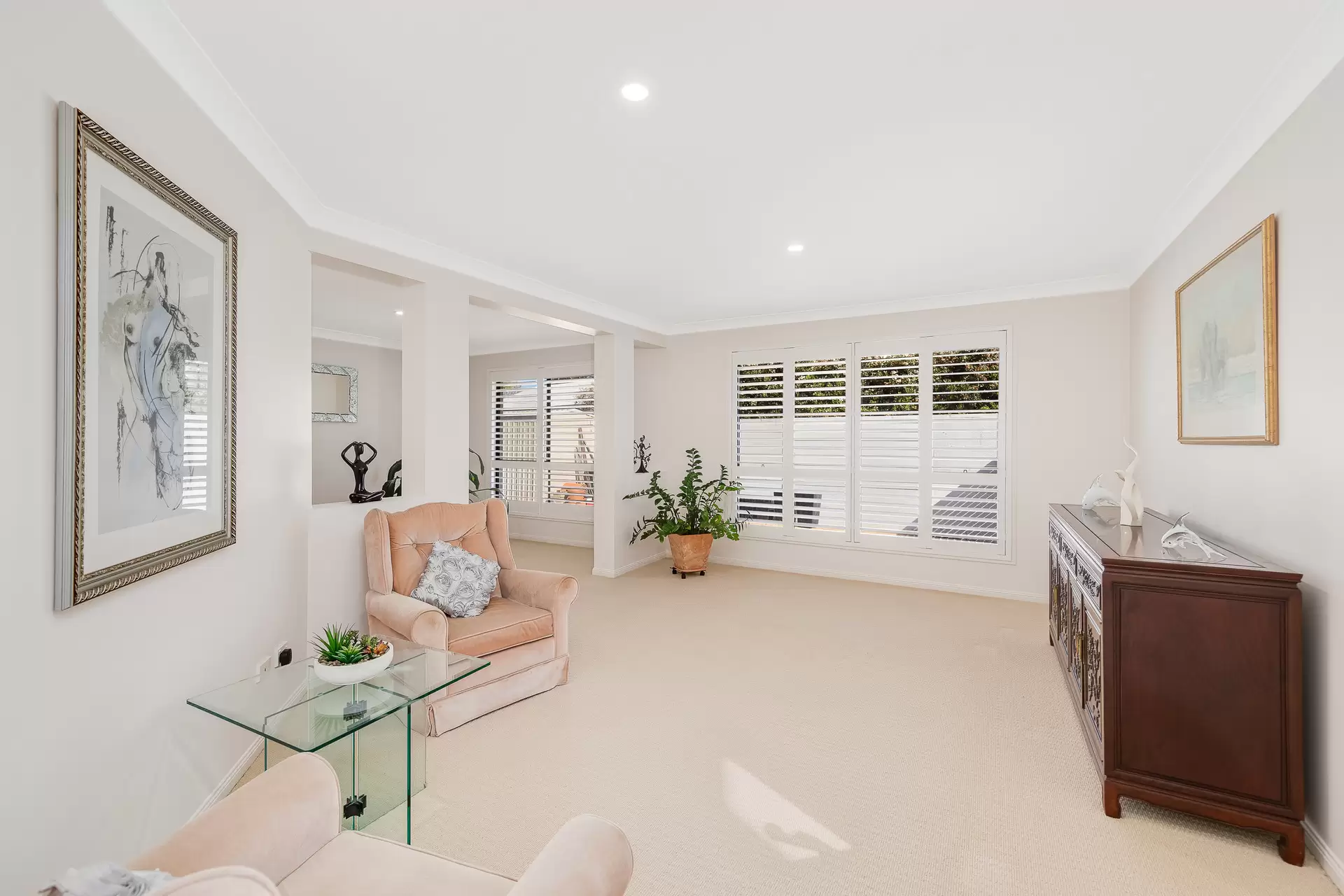 17 Raby Bay Boulevard, Raby Bay Sold by Queensland Sotheby's International Realty - image 1