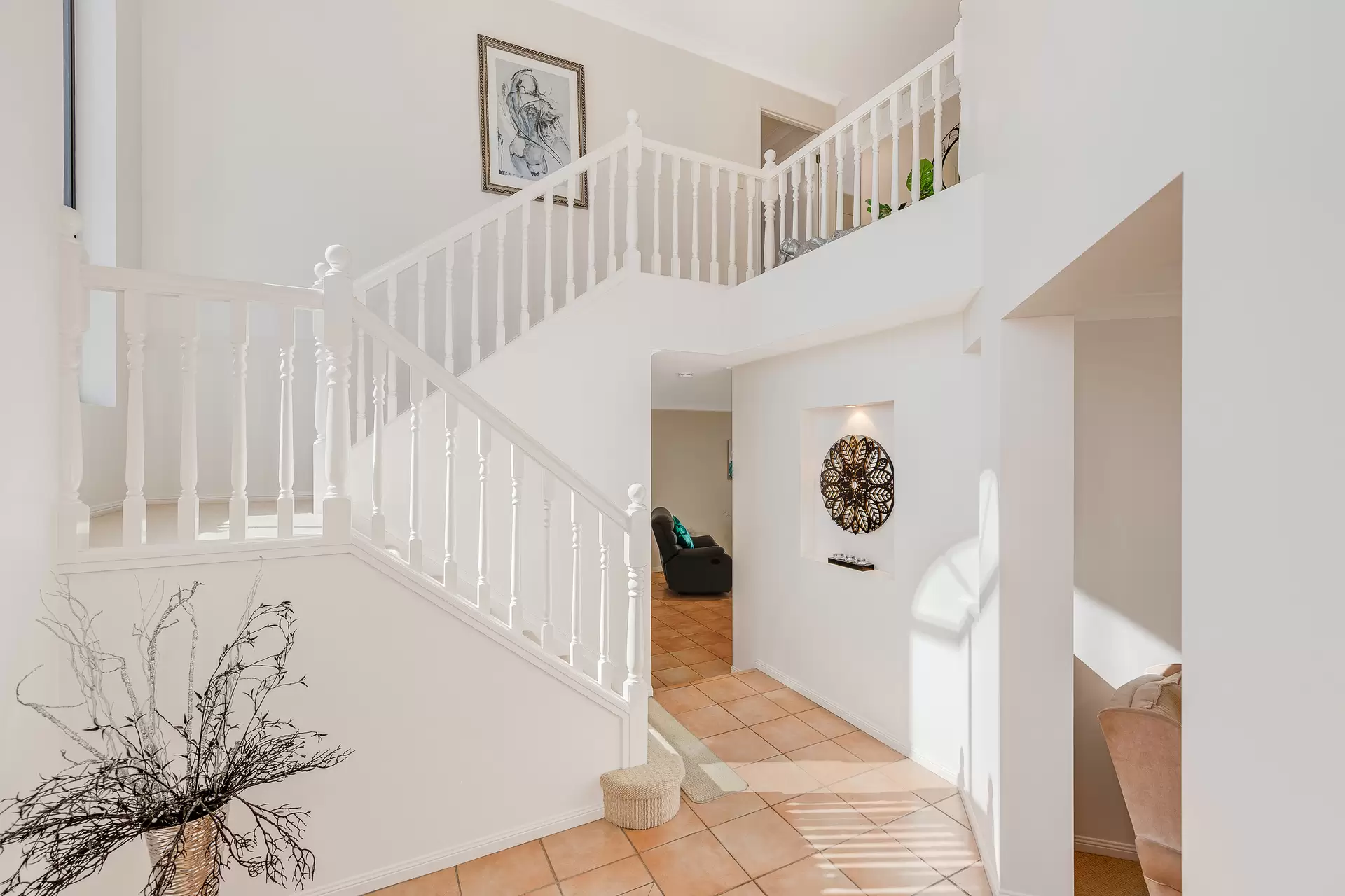 17 Raby Bay Boulevard, Raby Bay Sold by Queensland Sotheby's International Realty - image 1