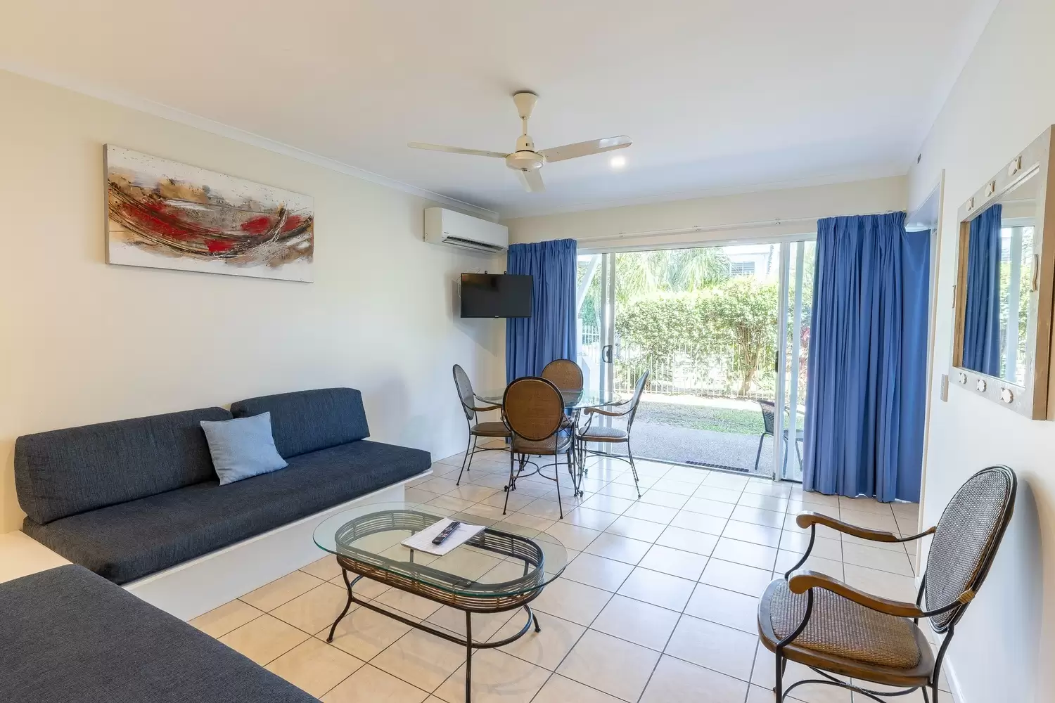 12/2 Erromango Drive, Jubilee Pocket Sold by Queensland Sotheby's International Realty - image 1