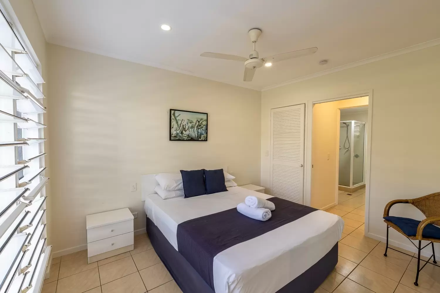 12/2 Erromango Drive, Jubilee Pocket Sold by Queensland Sotheby's International Realty - image 1