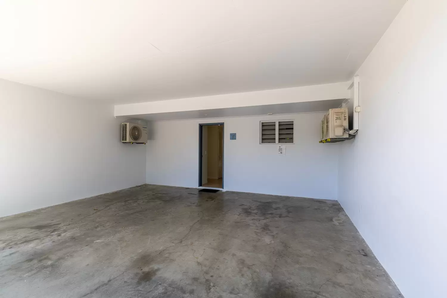 12/2 Erromango Drive, Jubilee Pocket Sold by Queensland Sotheby's International Realty - image 1
