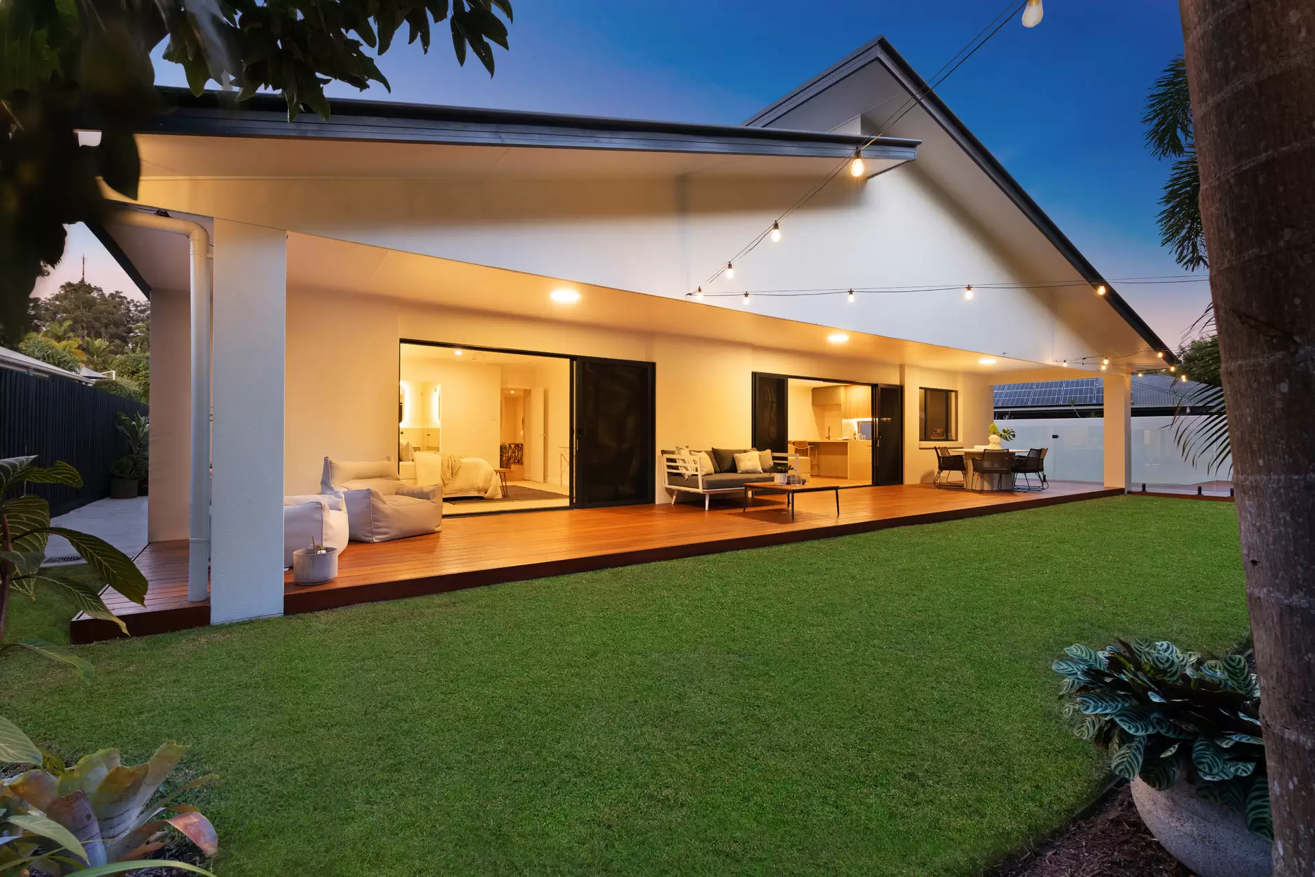 25 Riviera Crescent, Peregian Springs Sold by Queensland Sotheby's International Realty - image 1
