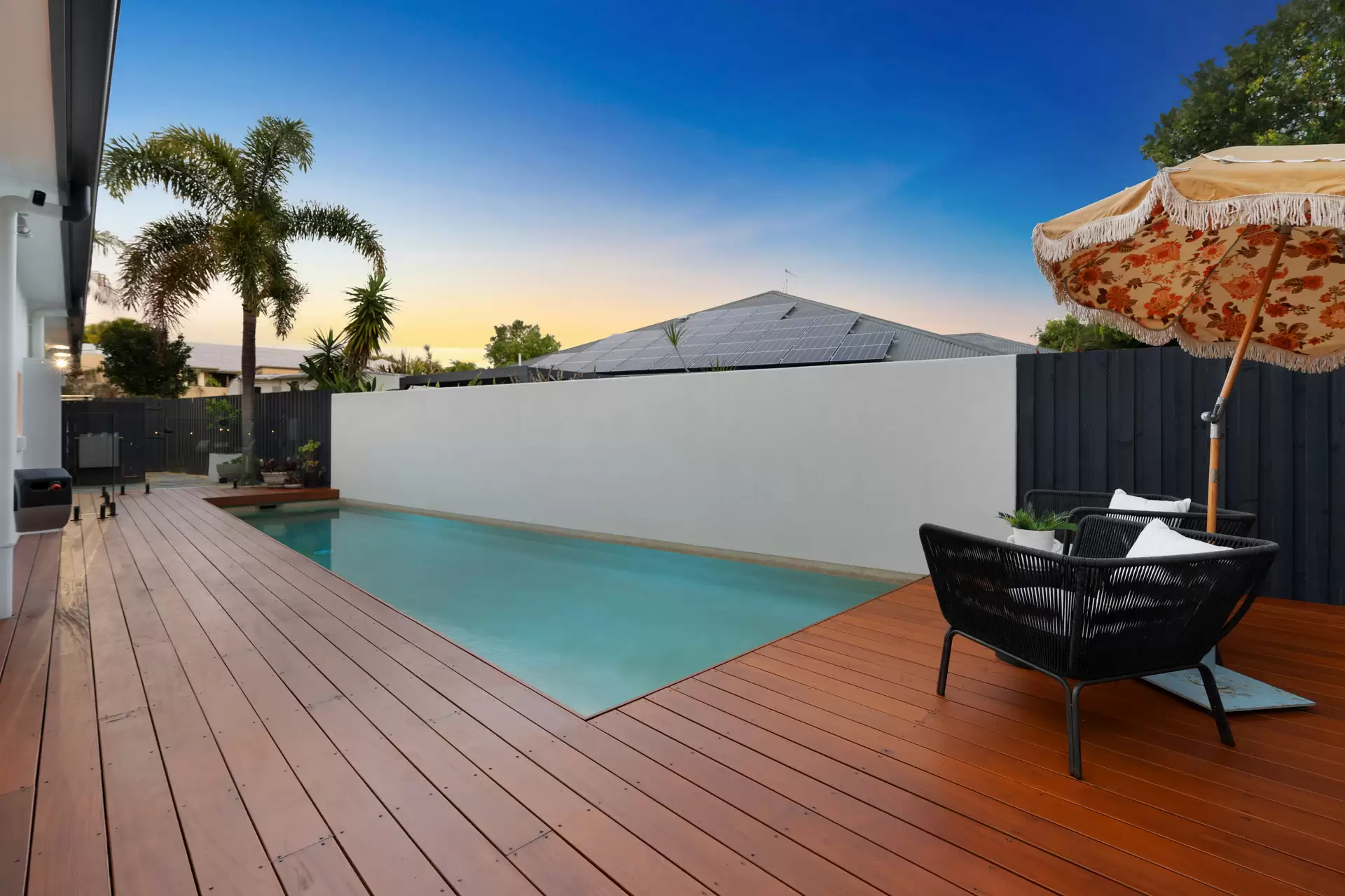 25 Riviera Crescent, Peregian Springs Sold by Queensland Sotheby's International Realty - image 1