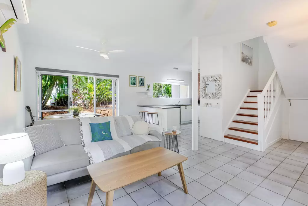 7/121-137 Port Douglas Road, Port Douglas Sold by Queensland Sotheby's International Realty