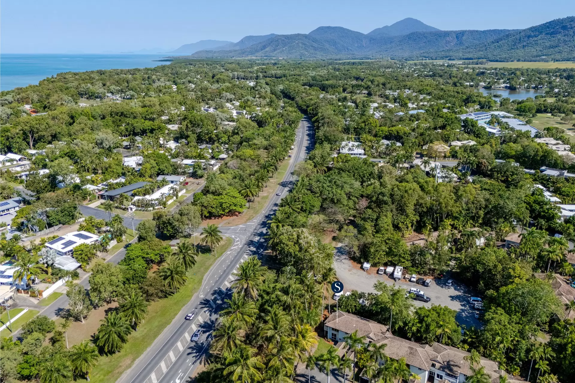 7/121-137 Port Douglas Road, Port Douglas Sold by  - image 1