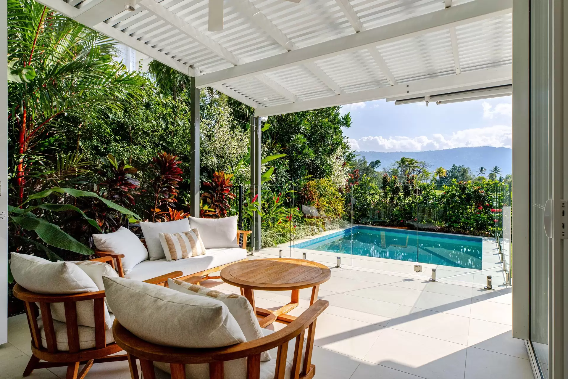 18 Rachel Carson Lane, Port Douglas Sold by Queensland Sotheby's International Realty - image 1