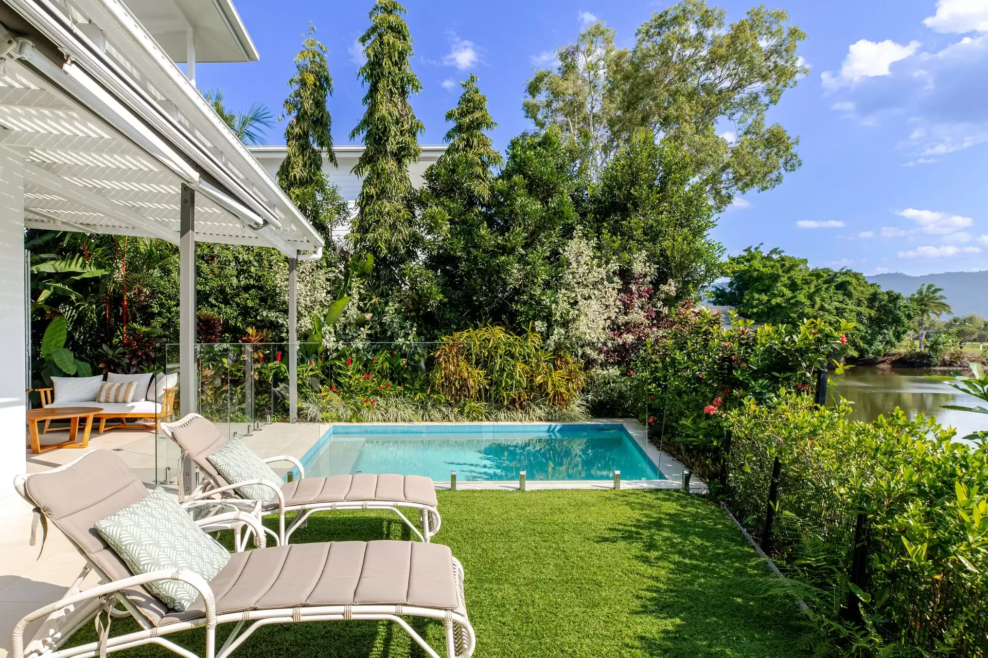 18 Rachel Carson Lane, Port Douglas Sold by Queensland Sotheby's International Realty - image 1