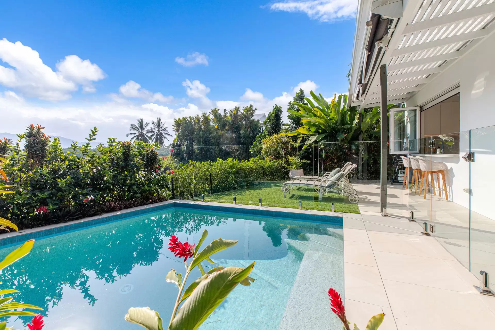 18 Rachel Carson Lane, Port Douglas Sold by Queensland Sotheby's International Realty - image 1
