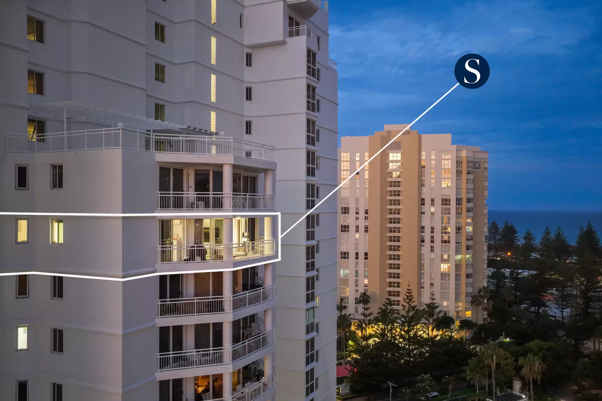 67/11-17 Hughes Avenue, Main Beach Sold by Queensland Sotheby's International Realty - image 1