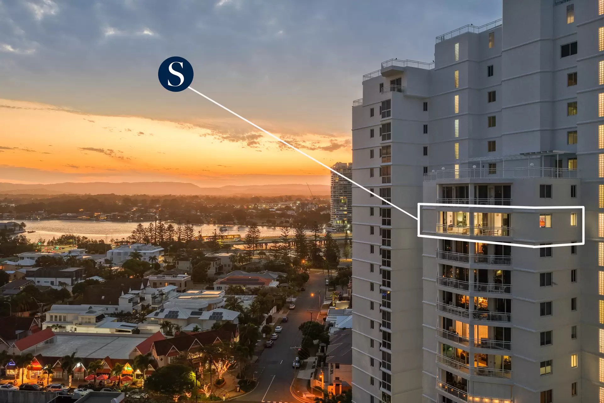 67/11-17 Hughes Avenue, Main Beach Sold by Queensland Sotheby's International Realty - image 1