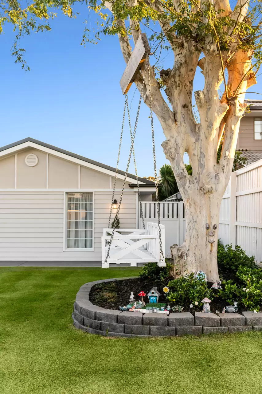 21 Clearwater Street, Ormiston Sold by  - image 1