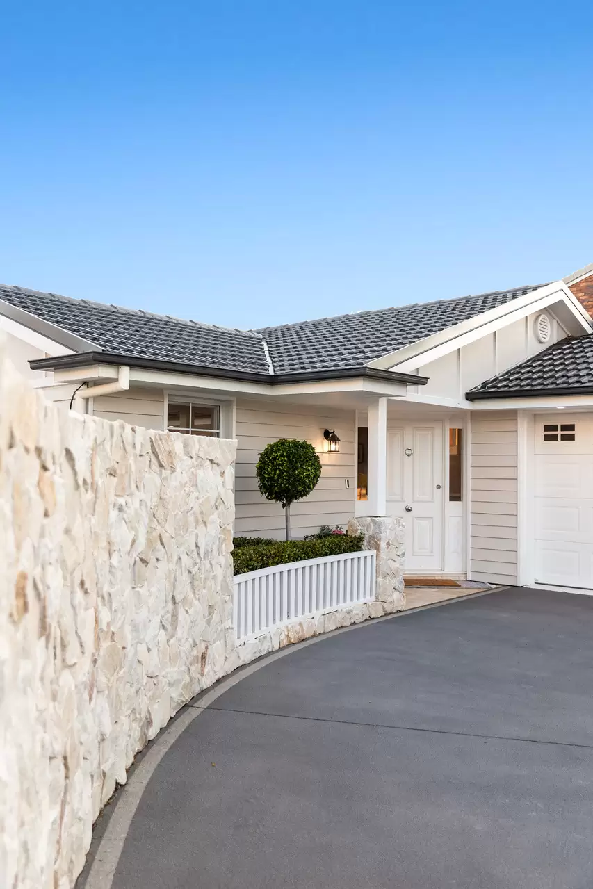 21 Clearwater Street, Ormiston Sold by  - image 1