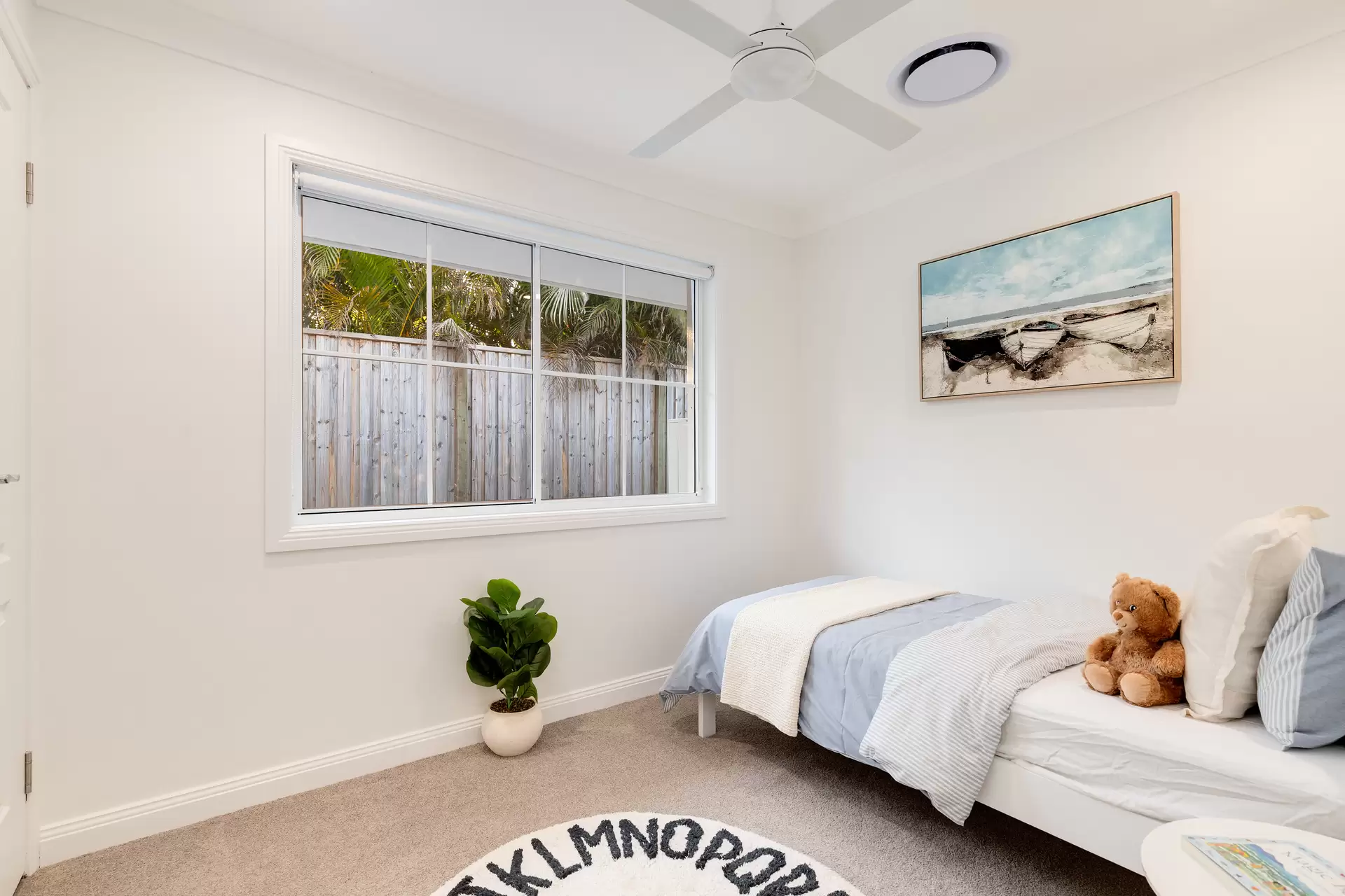 21 Clearwater Street, Ormiston Sold by Queensland Sotheby's International Realty - image 1