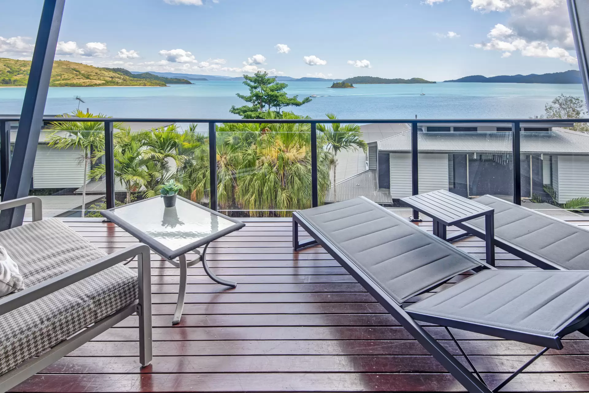 29/5 Acacia Drive, Hamilton Island Sold by Queensland Sotheby's International Realty - image 1