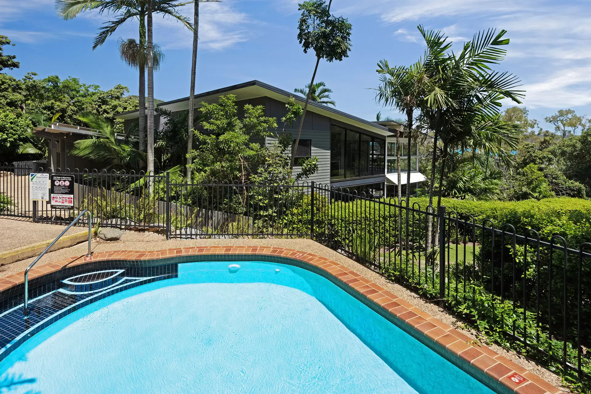 Oasis 10, 2 Flametree Grove, Hamilton Island For Sale by Queensland Sotheby's International Realty - image 1