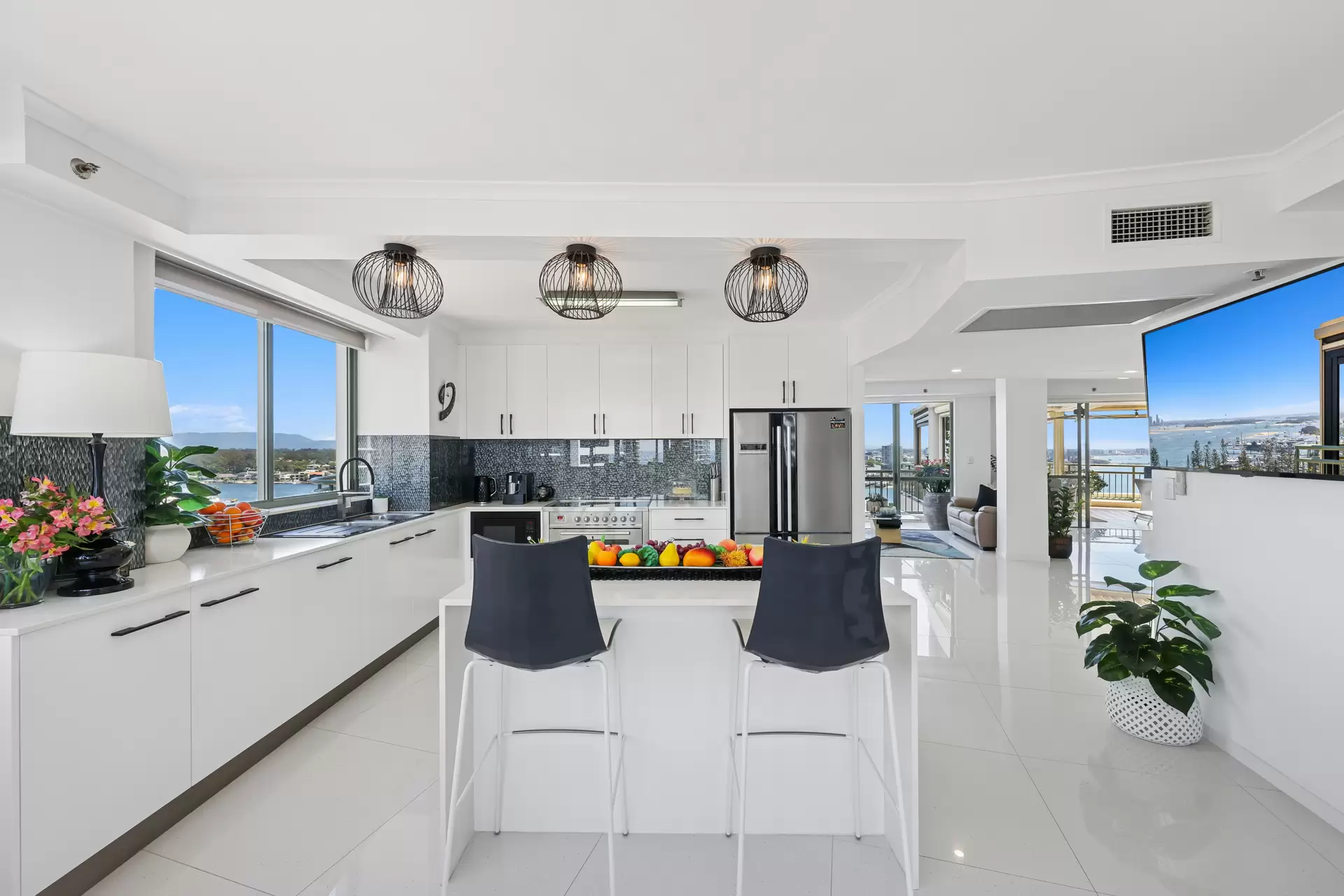 74/29-39 Woodroffe Avenue, Main Beach For Sale by Queensland Sotheby's International Realty - image 1
