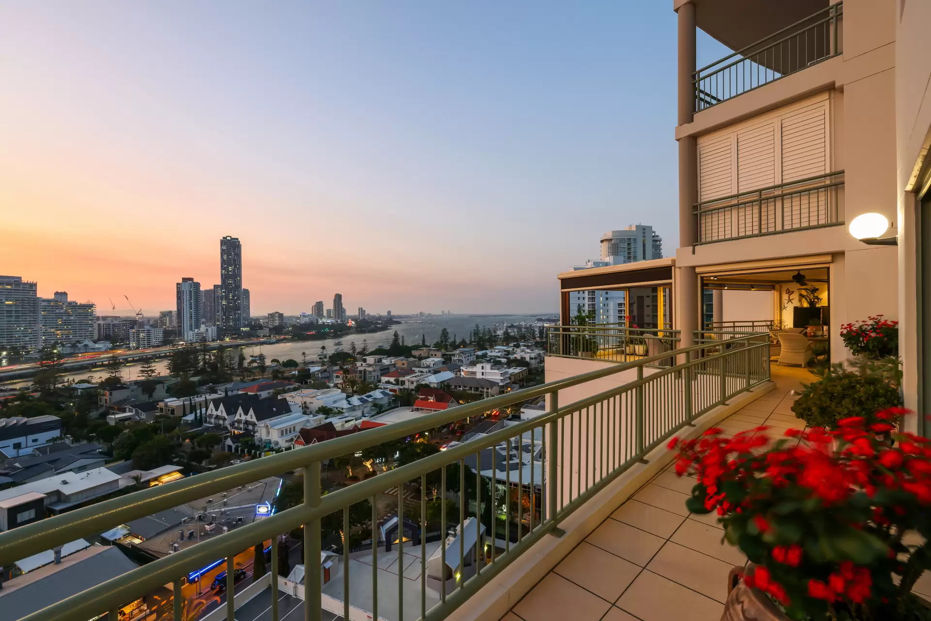 74/29-39 Woodroffe Avenue, Main Beach For Sale by Queensland Sotheby's International Realty - image 1