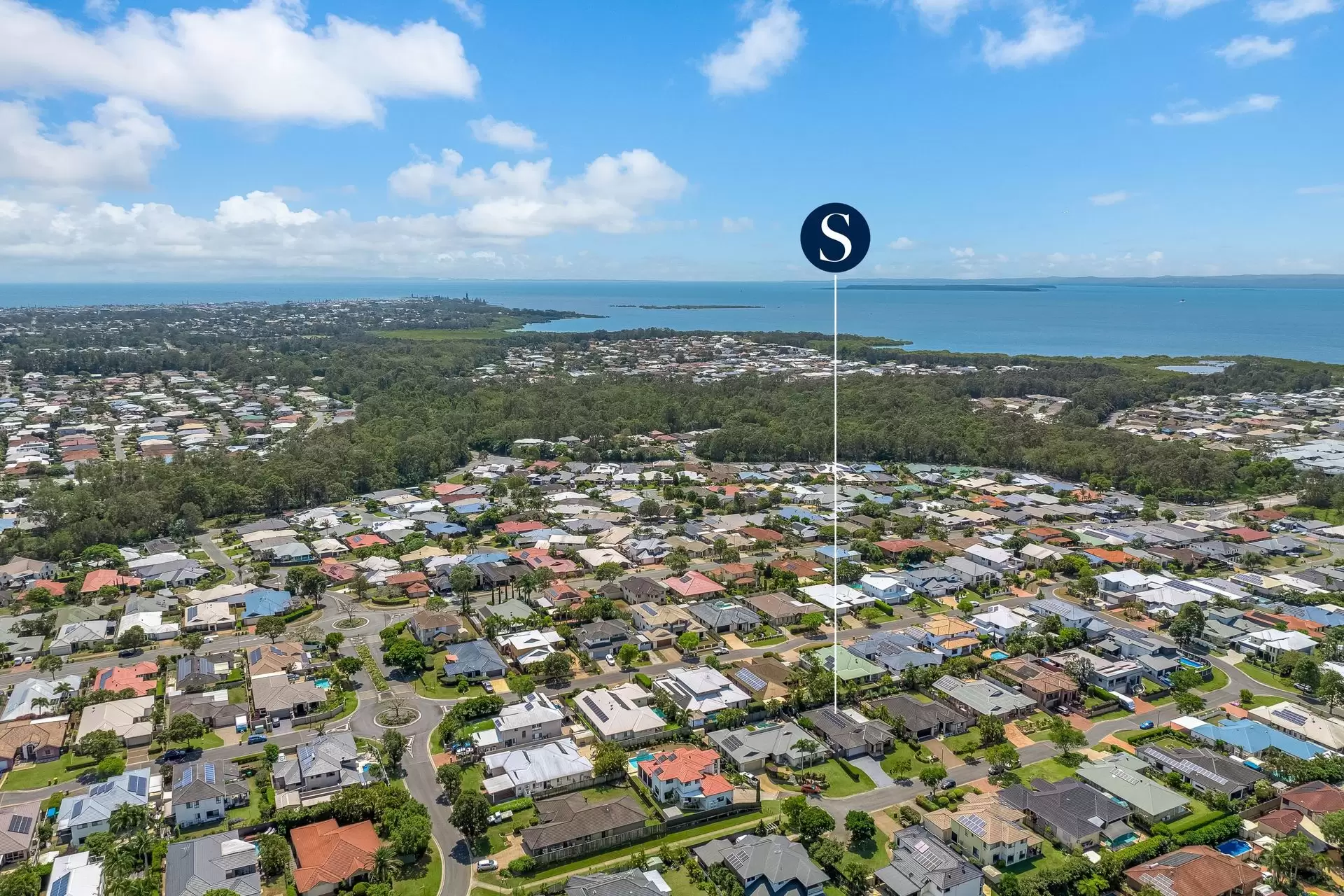 6 Water Gum Place, Thornlands Sold by Queensland Sotheby's International Realty - image 1