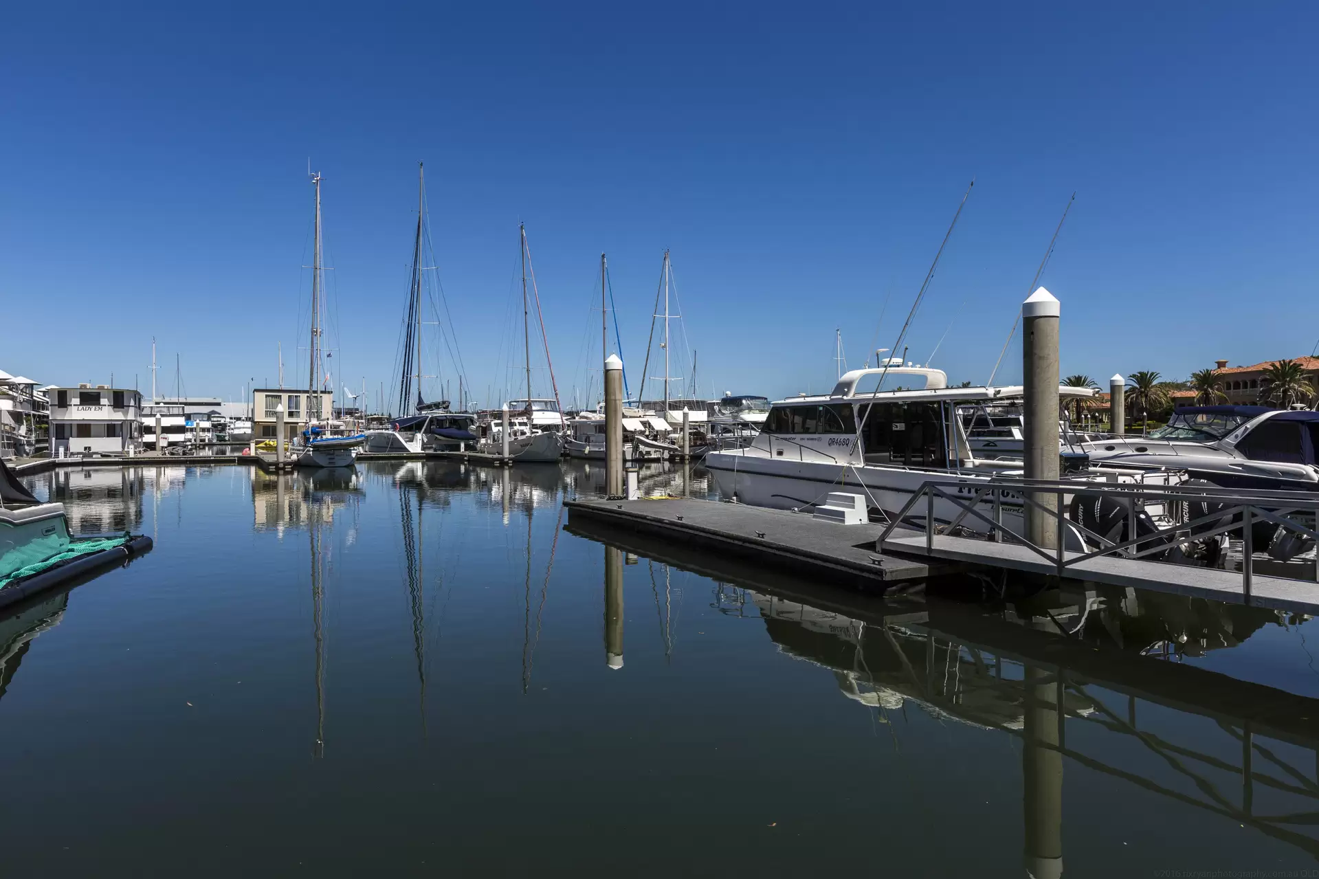 1507 Rosebank Way West, Hope Island Sold by Queensland Sotheby's International Realty - image 1