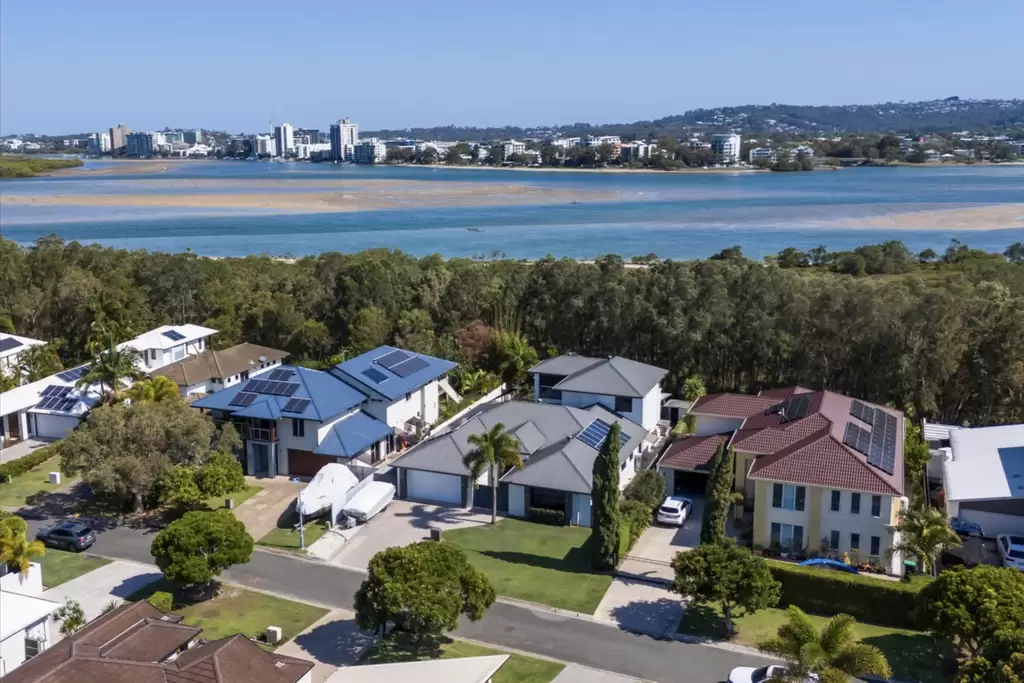 40 Anchorage Circuit, Twin Waters Sold by 