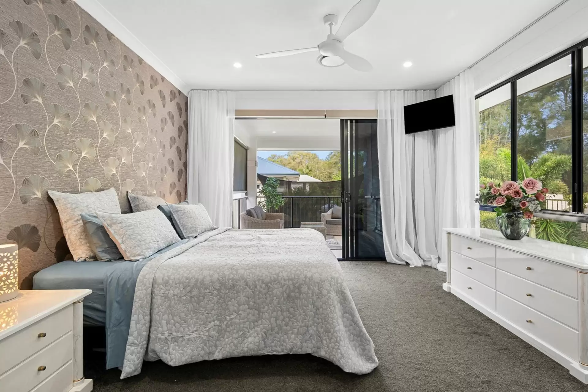 40 Anchorage Circuit, Twin Waters Sold by Queensland Sotheby's International Realty - image 1