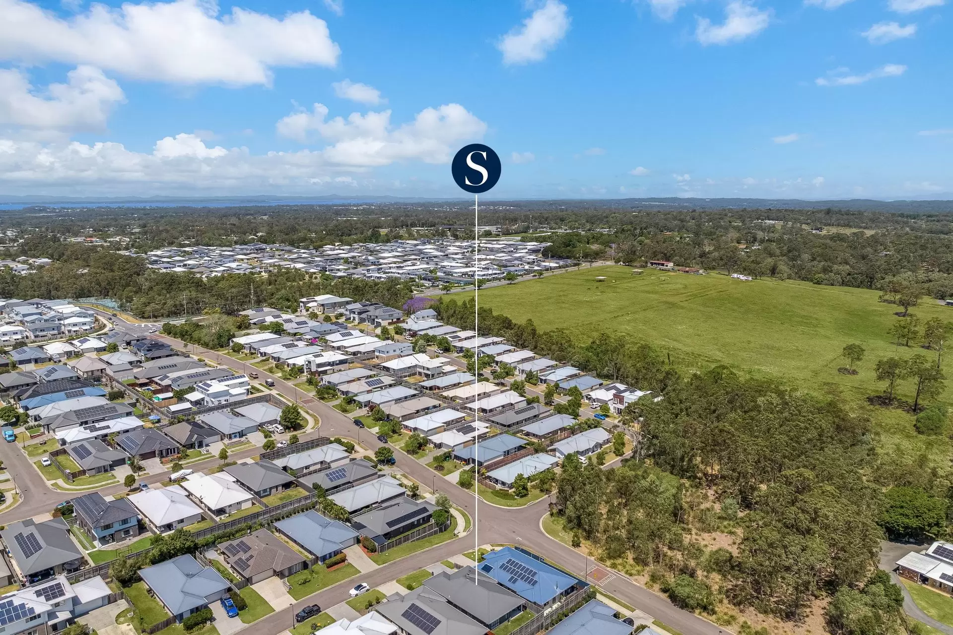 4 Berkingham Street, Thornlands Sold by Queensland Sotheby's International Realty - image 1