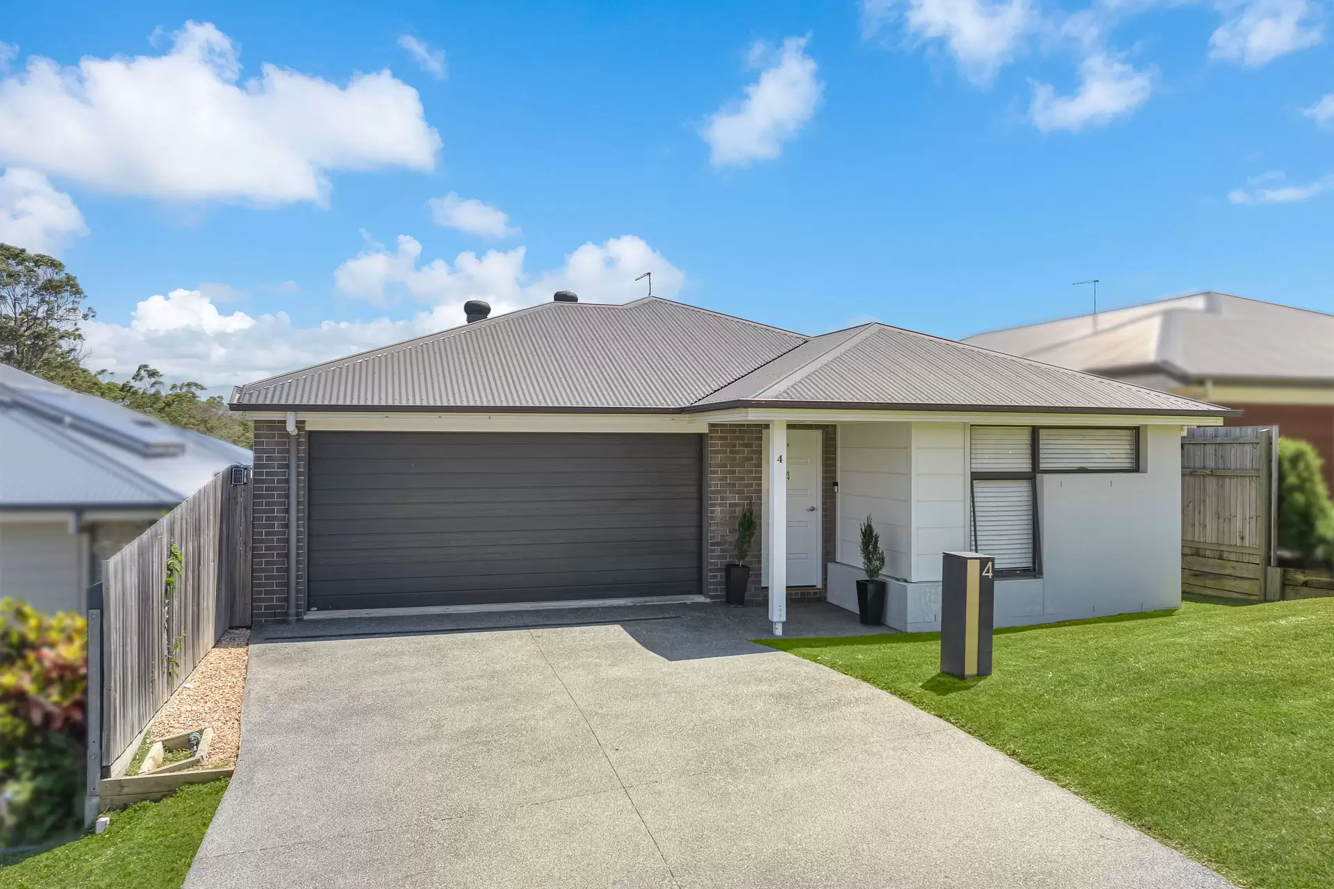 4 Berkingham Street, Thornlands Sold by  - image 1