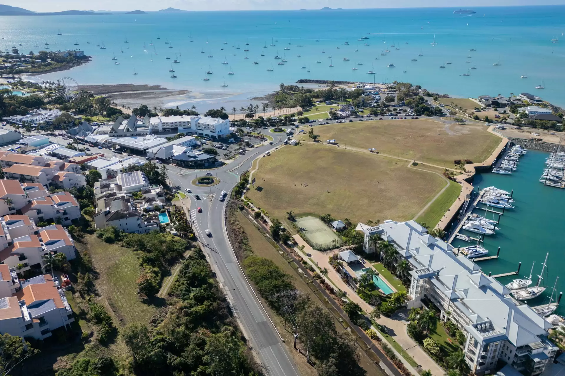 414-420 Shute Harbour Road, Airlie Beach For Sale by Queensland Sotheby's International Realty - image 1