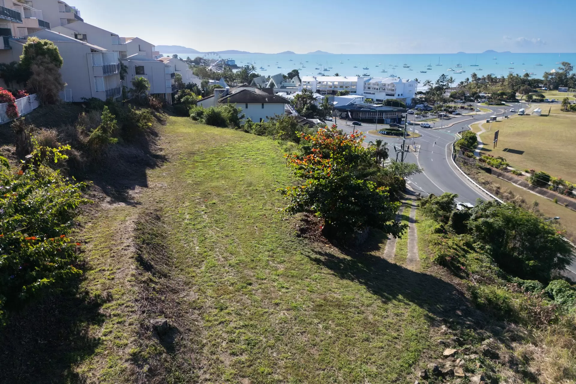 414-420 Shute Harbour Road, Airlie Beach For Sale by Queensland Sotheby's International Realty - image 1
