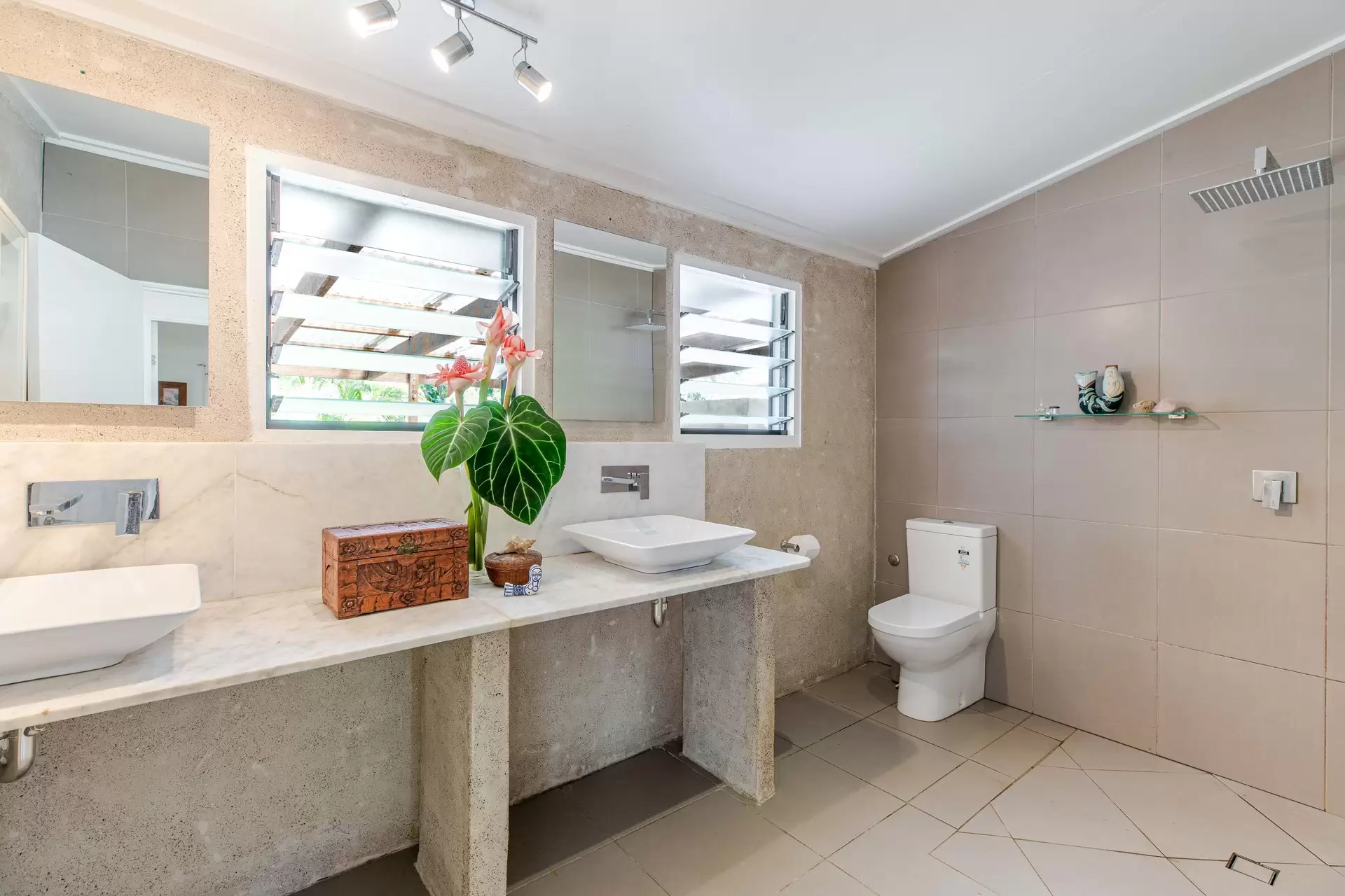 42 Esplanade, Wonga Beach Sold by Queensland Sotheby's International Realty - image 1