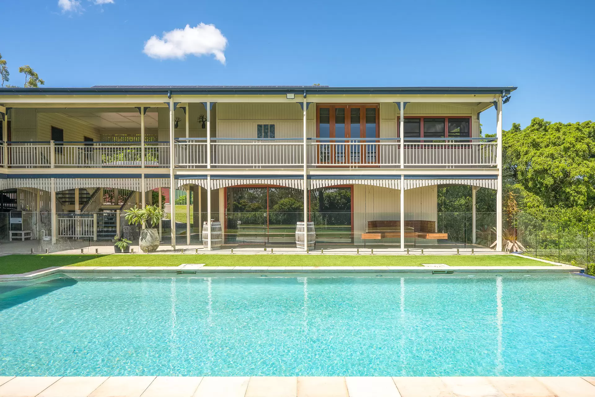 337 Grassdale Road, Gumdale Sold by Queensland Sotheby's International Realty - image 1