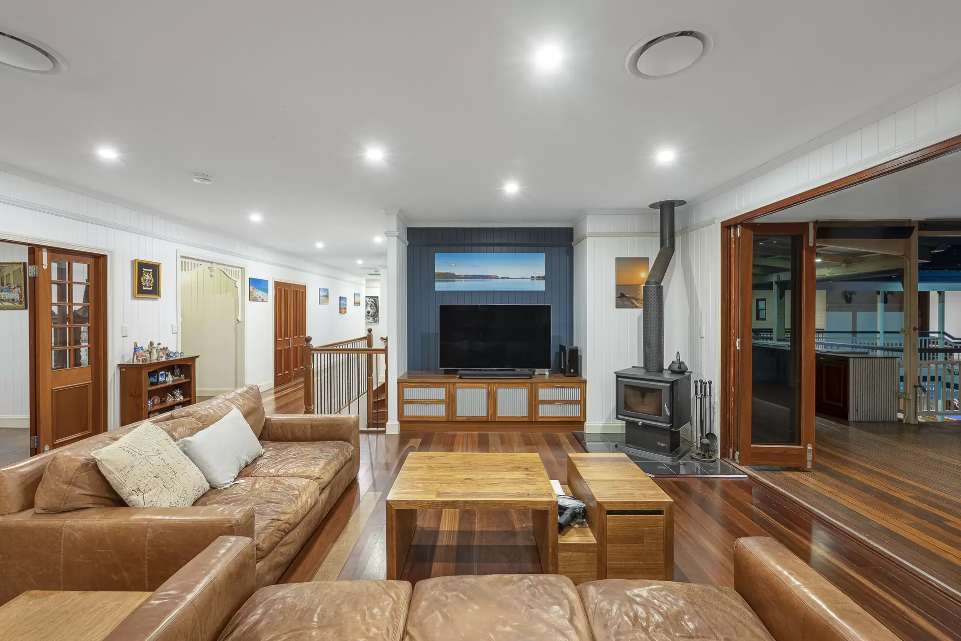 337 Grassdale Road, Gumdale Sold by Queensland Sotheby's International Realty - image 1