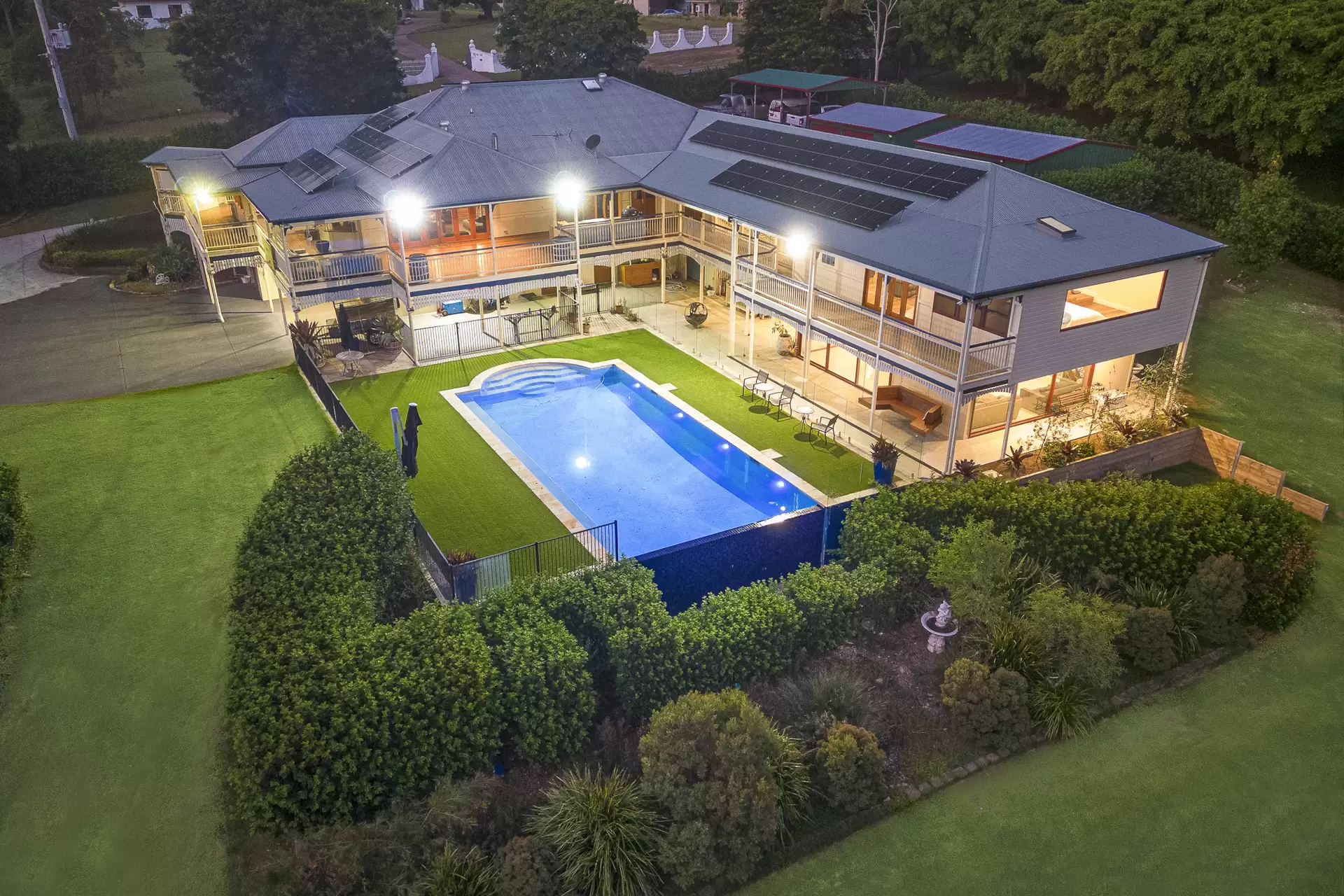 337 Grassdale Road, Gumdale Sold by Queensland Sotheby's International Realty - image 1
