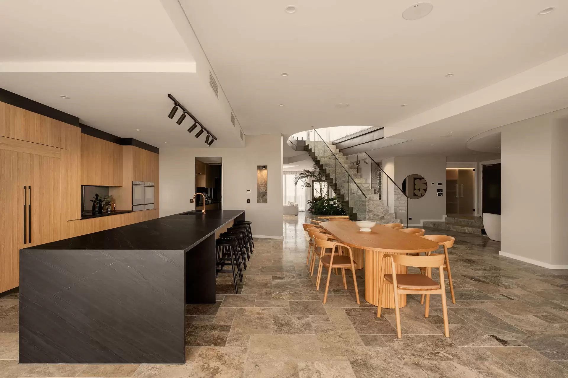 501/21 Wesley Street, Lutwyche Sold by Queensland Sotheby's International Realty - image 1