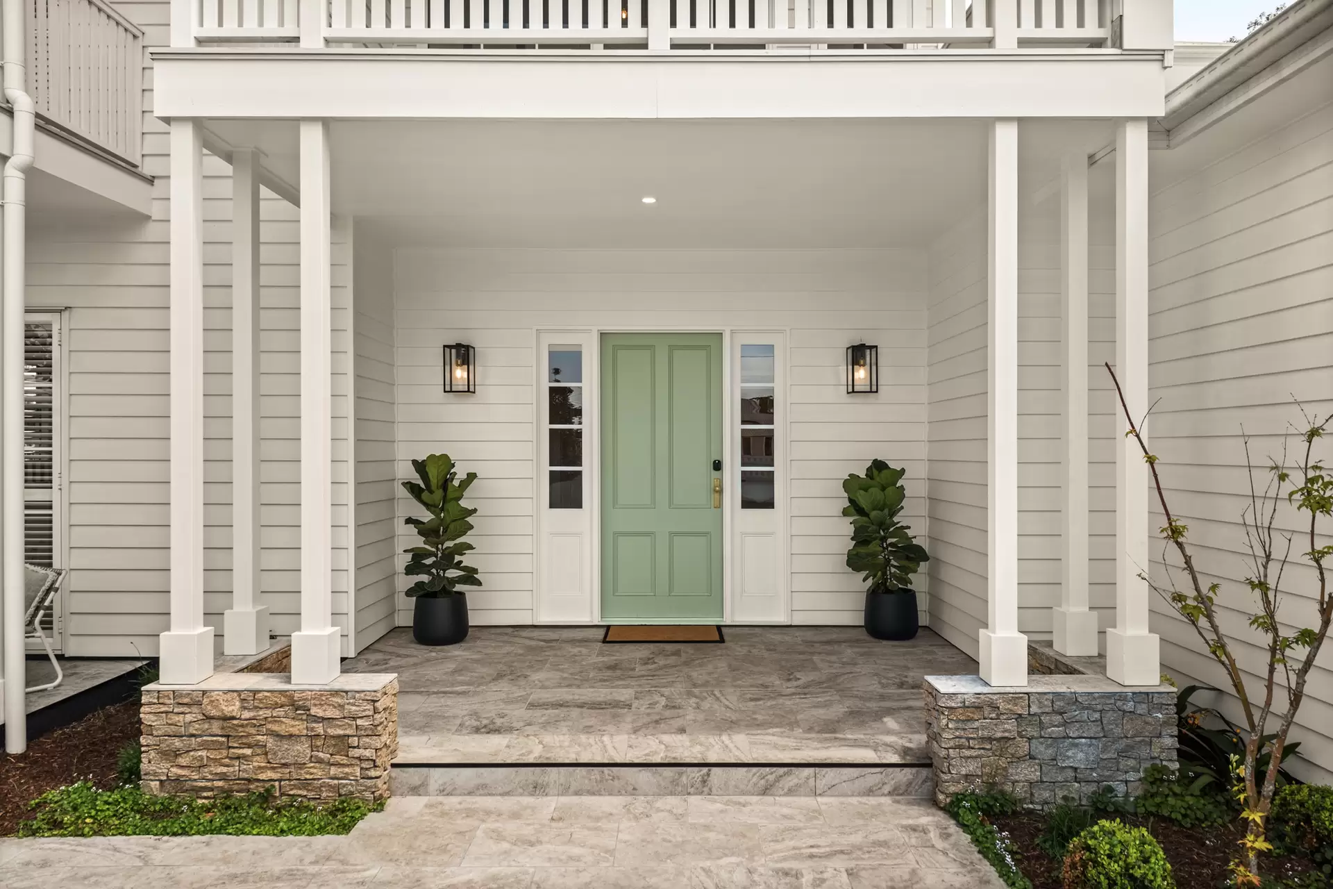 7 Henry Street, Kalinga Sold by Queensland Sotheby's International Realty - image 1