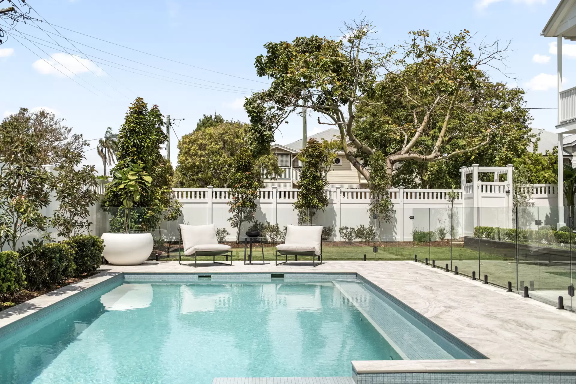 7 Henry Street, Kalinga Sold by Queensland Sotheby's International Realty - image 1
