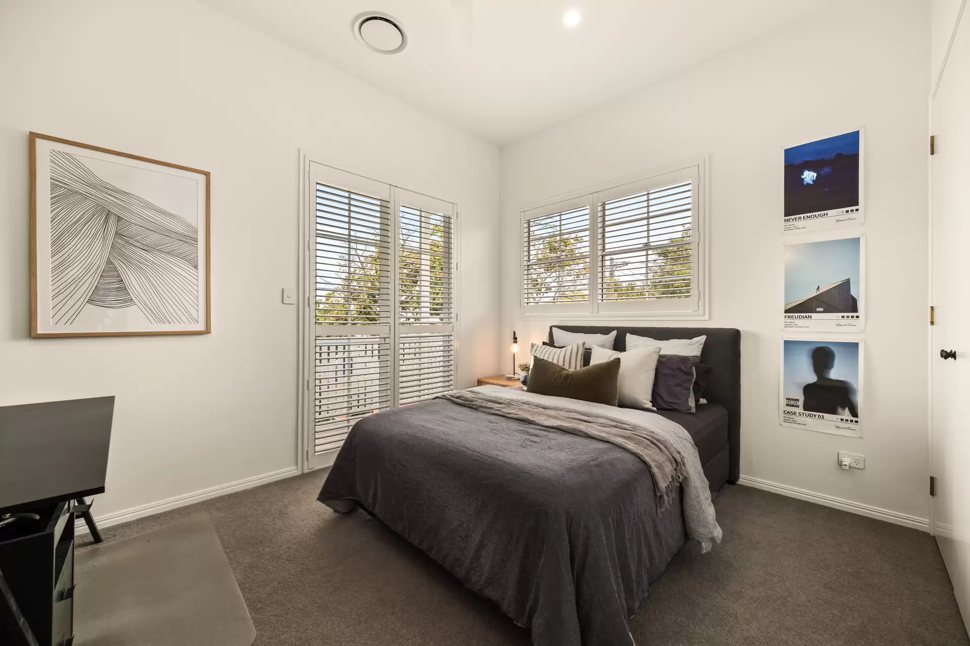 7 Henry Street, Kalinga Sold by Queensland Sotheby's International Realty - image 1
