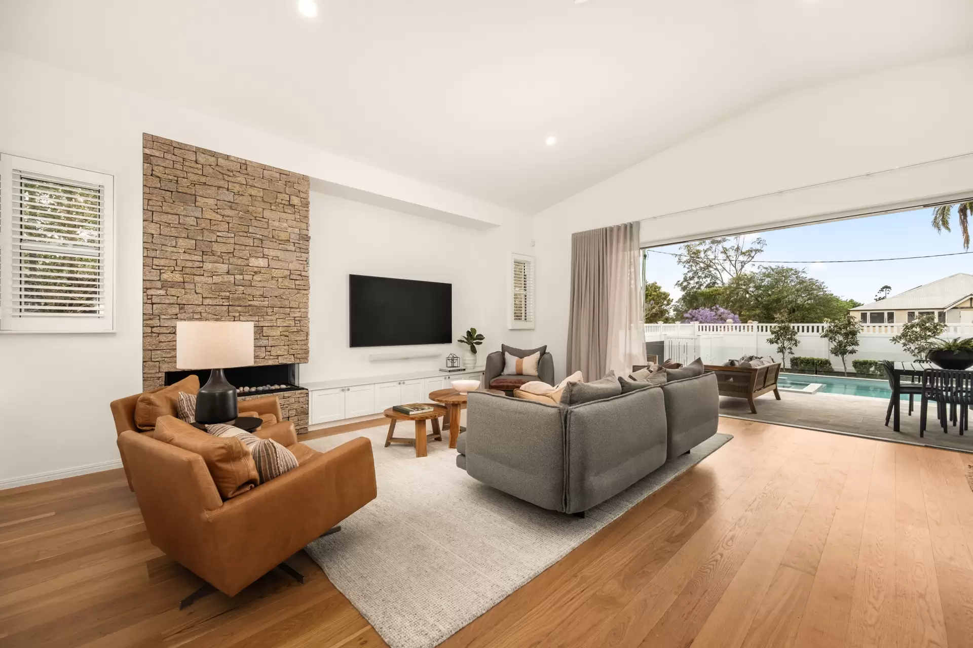 7 Henry Street, Kalinga Sold by Queensland Sotheby's International Realty - image 1