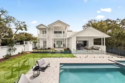 7 Henry Street, Kalinga Sold by Queensland Sotheby's International Realty