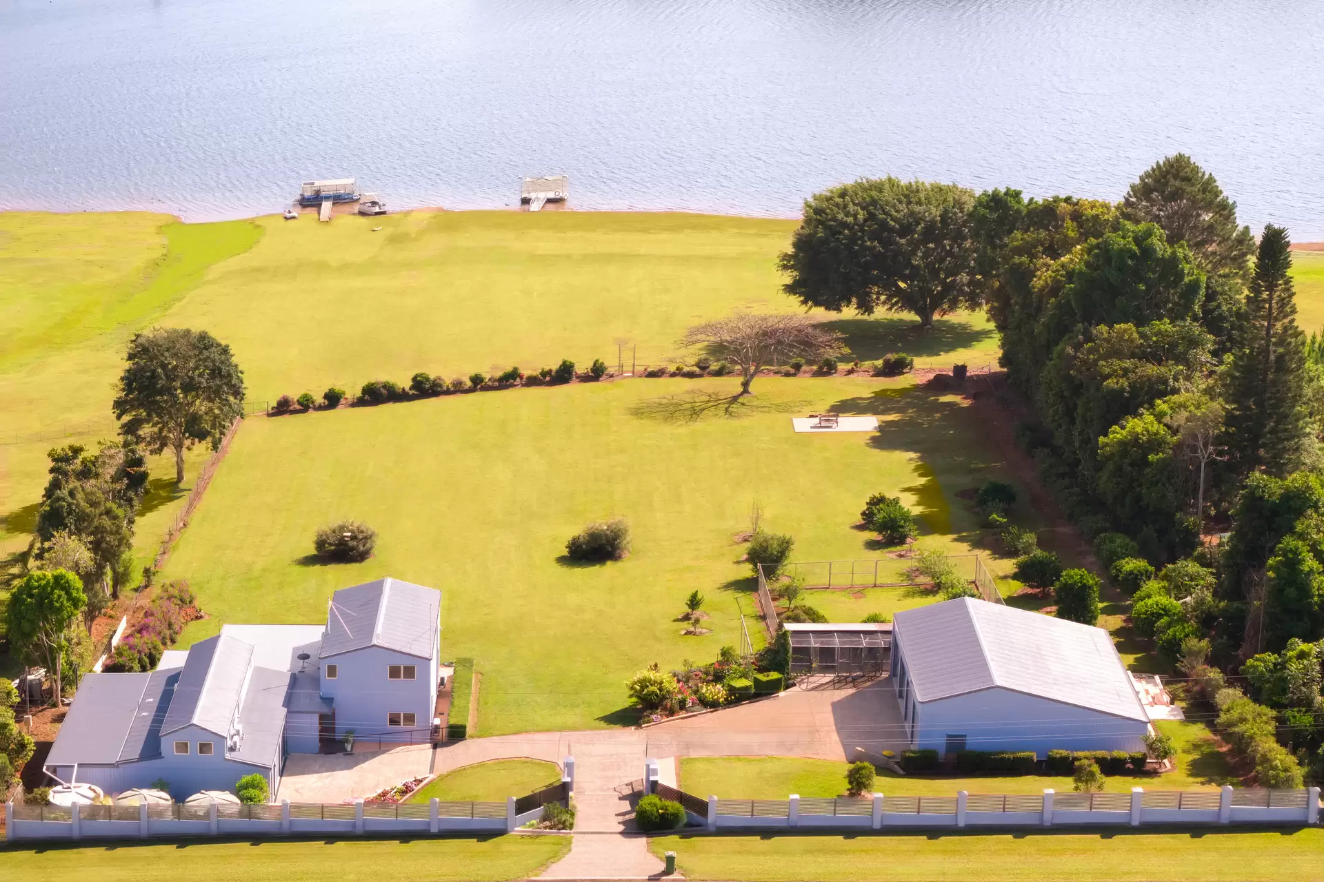 8 Andrews Road, Barrine Sold by Queensland Sotheby's International Realty - image 1